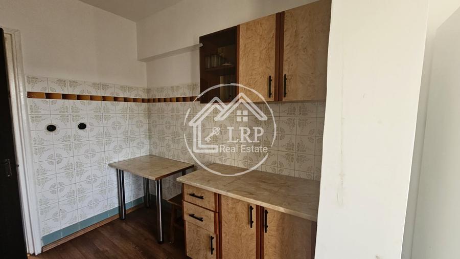 Apartament cu 3 camere decomandat, mobilat în Morarilor