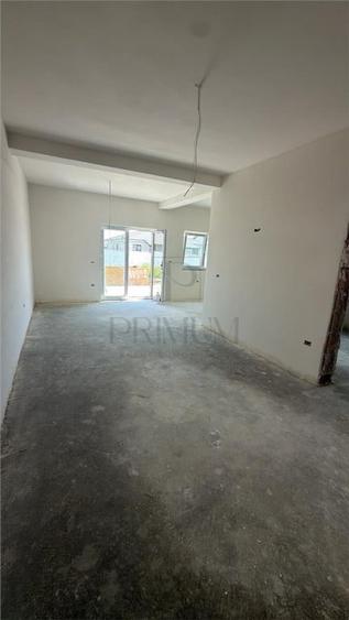 Duplex pe parter - 3 camere - Mosnita Noua - 7