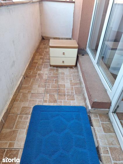 Garsonieră decomandată, mobilată în Florești