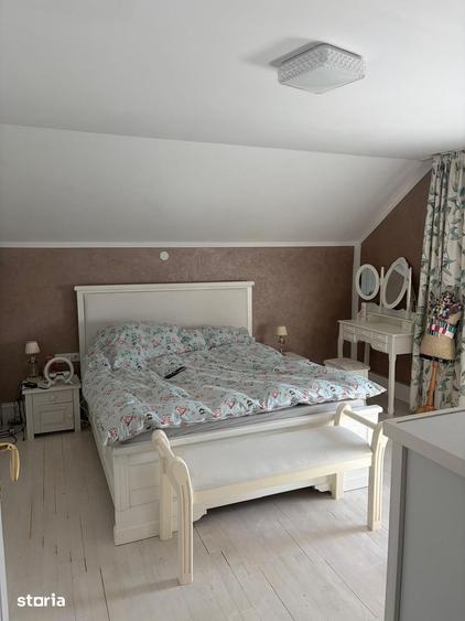 Casă cu 3 camere cu Teren 230 Mp în Burdea