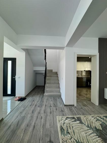 Duplex cu 4 camere cu Canalizare în Lunca Cetățuii