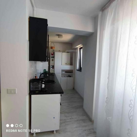 Apartament cu 2 camere decomandat, mobilat în Berceni