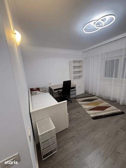 Apartament cu 3 camere semidecomandat, mobilat în Grozăvești