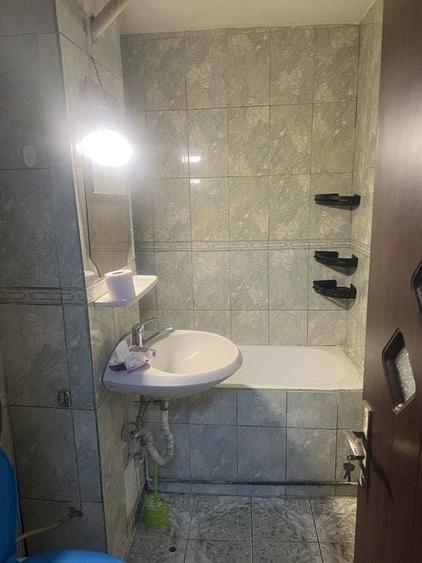 Garsonieră decomandată în Central