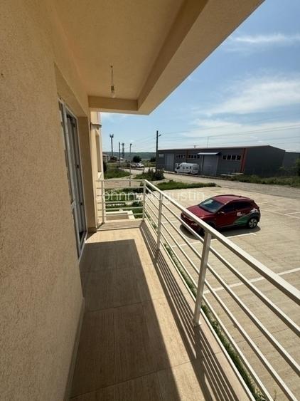 2 camere -bloc nou - intabulat - 53 mp- parcare- 89000 euro