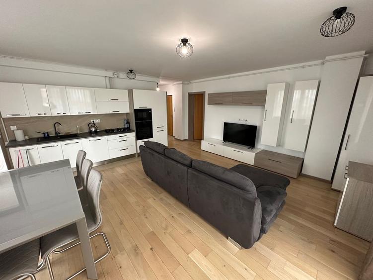 Apartament bloc nou 4 camere - parcare subterana - 1