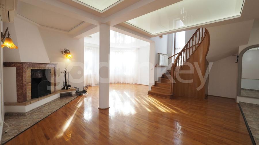 Vila individuala cu 7 camere | piscina | 1000mp teren - 3