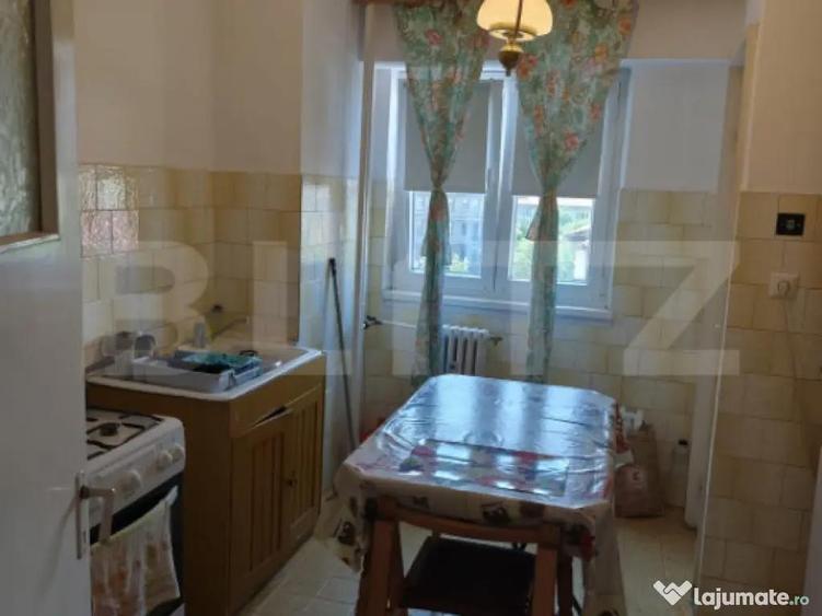 Apartament cu 4 camere, 88 mp, etaj intermediar, pe B-dul Da - 12