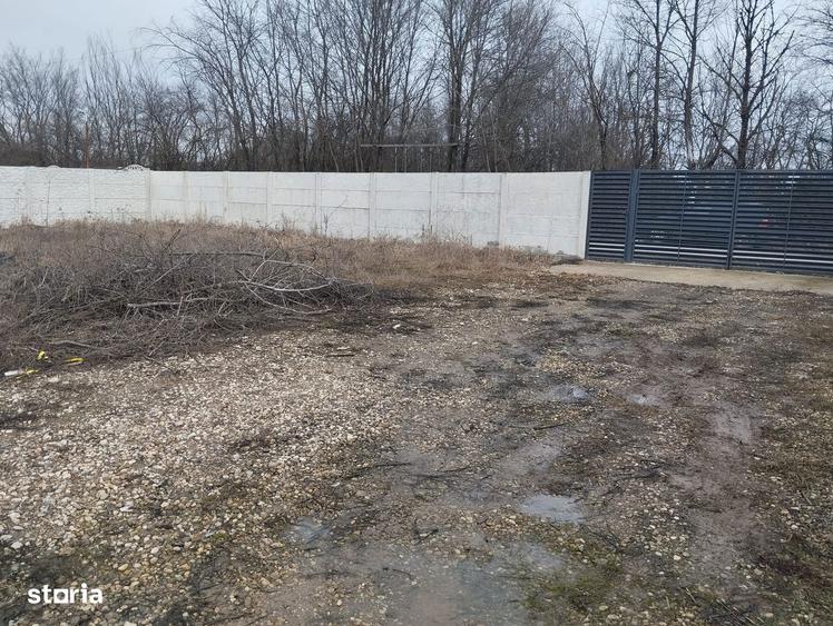 Vanzare teren in Colanu- acces rapid catre Targovi?te! - 2