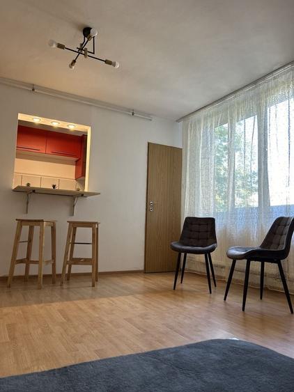 Garsonieră semidecomandată în Gara de Nord