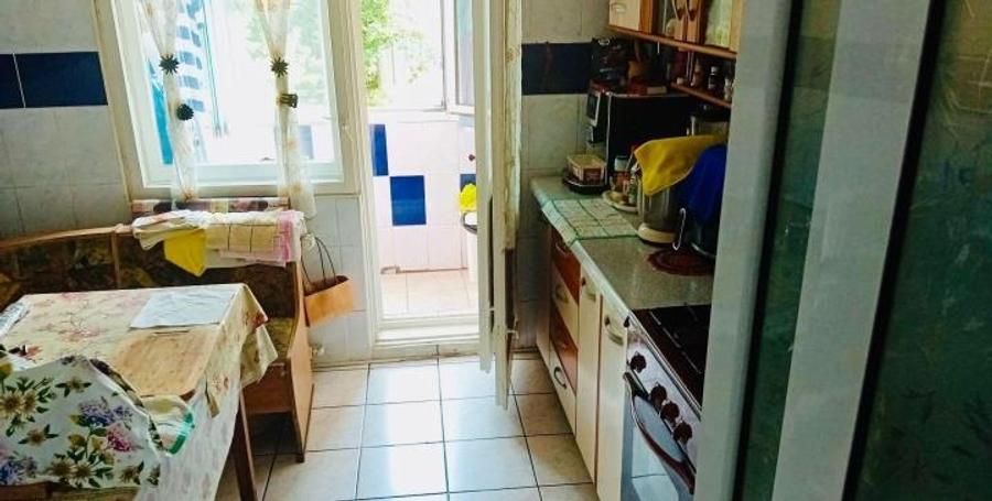 DRISTOR-bloc 1982, 2 camere, decomandate, etaj 3 - 6