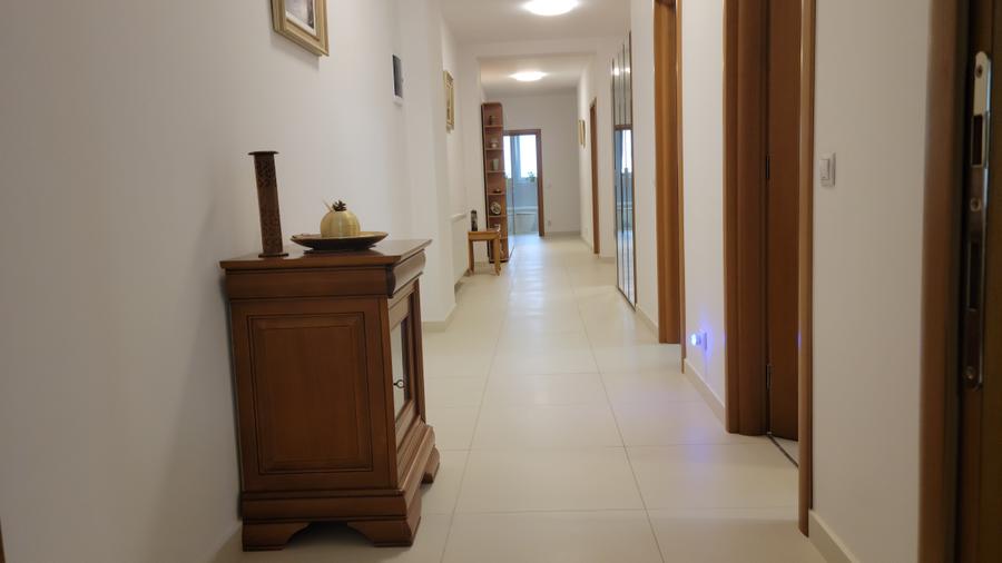 Vila moderna, curte individuala, constructie 2022- Comision 0% - 18