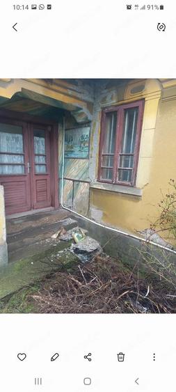 Casă individuală cu 4 camere cu Teren 1850 Mp în Central