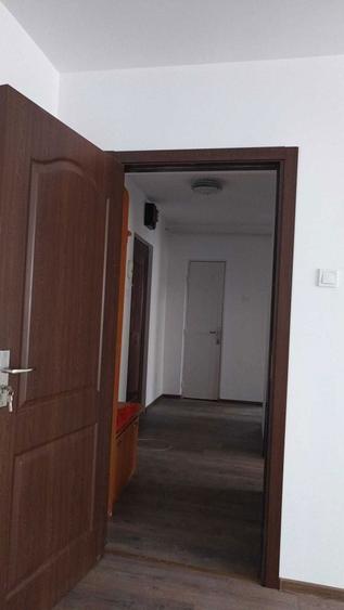 Proprietar inchiriez apartament 2 camere zona centrala Petrodava - 5