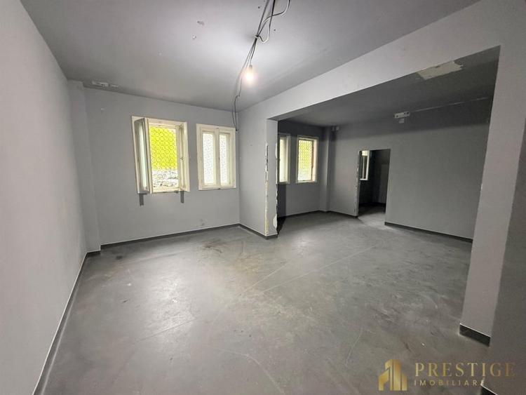 Spatiu pentru showroom/ cabinet medical de inchiriat pe Bd. Dacia - 10