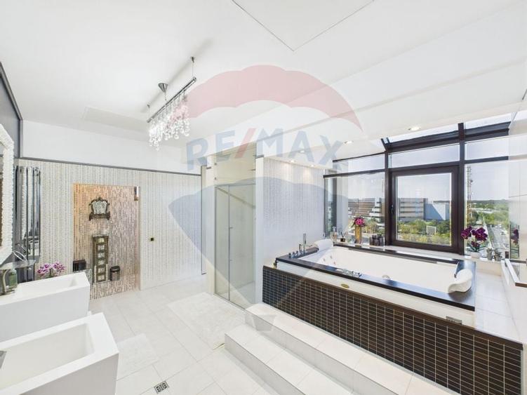 PENTHOUSE CU TERASA PANORAMICA SI PISCINA ACOPERITA - 24