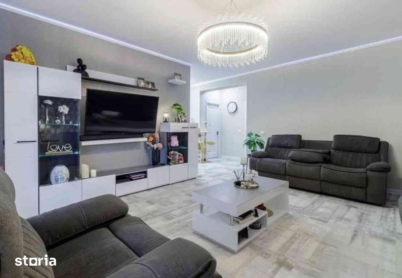 Casă cu 4 camere cu Teren 500 Mp în Central