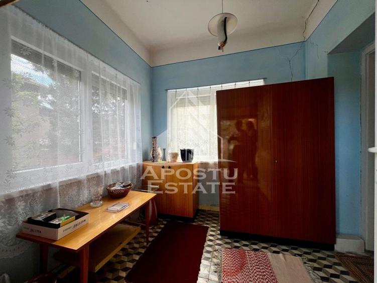 Casa cu 2 camere, 690mp in Battonya - 12