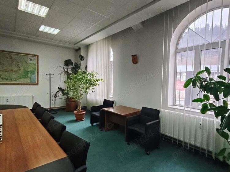 Spatiu office situat in Busteni-inchiriere - 5