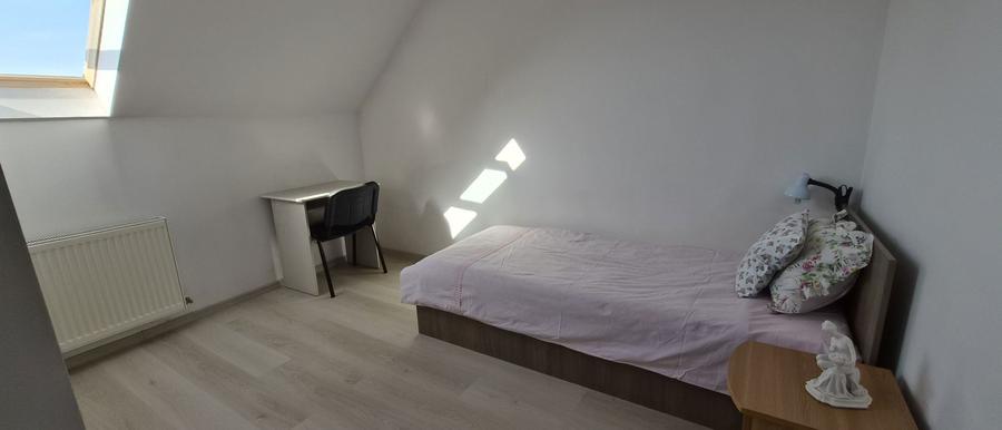 Camera de inchiriat - 1