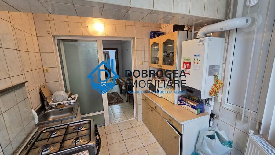 STRADA VICTORIEI - 3 CAMERE DECOMANDAT, ETAJ 1 ,CENTRALA GAZ - 4
