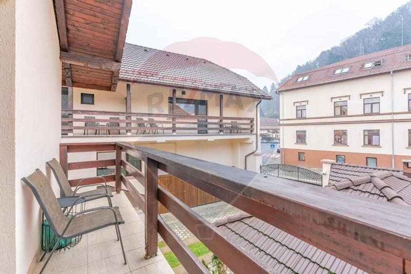 Proprietate turistică cu 14 camere, poziționare excepțională – Râșnov - 4