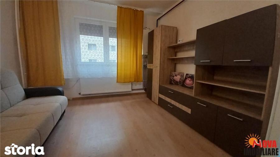 Tractorul - camera cu baie si bucatarie 1000 leiluna - 2