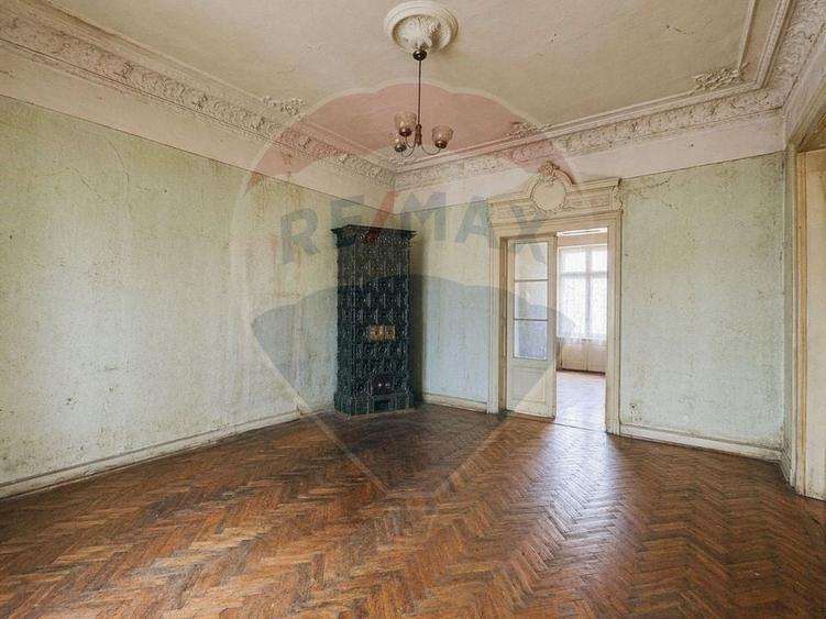 VILA ULTRACENTRALA IDEAL  INVESTITIE - 1