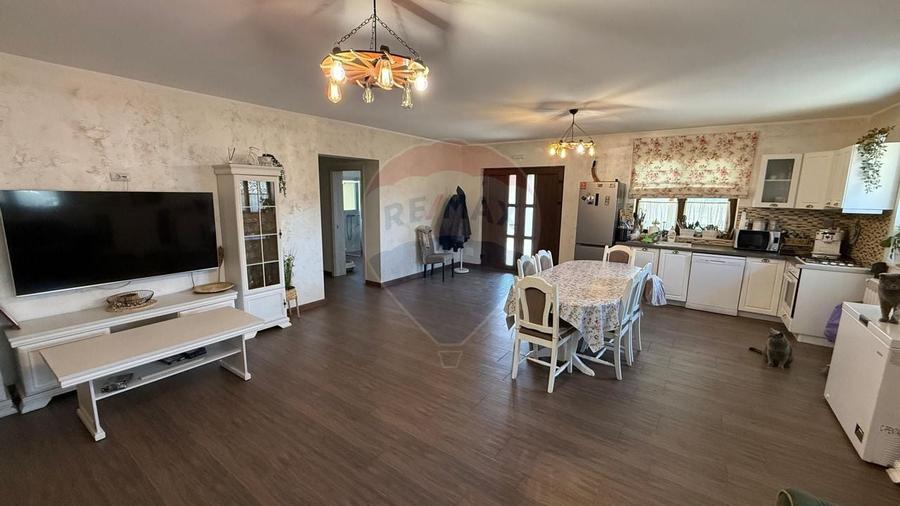 Casă / Vilă Coțofănești Bacău - 7