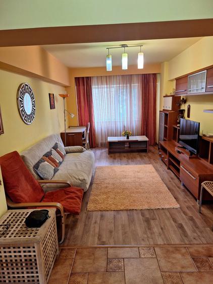 Ofer spre inchiriere apartament 3 camere si loc parcare in cartier Tomis 2, Constanta - 3
