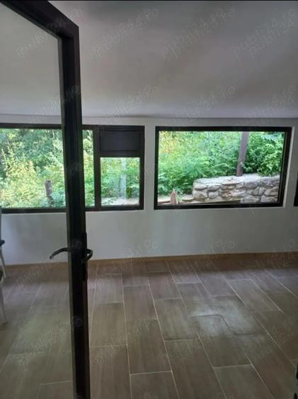 Ocazie: casa de vacanta sau locuinta permanenta in Doftana, zona linistita langa padure - 10