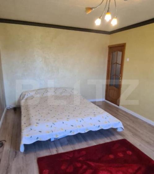 Apartament 2 camere, decomandat, 56 mp, zona Nicolina - 1