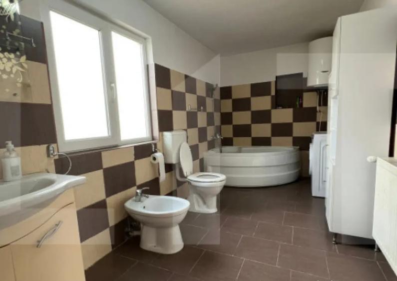 Casa de vanzare, 158 mp, zona Ronat - 5