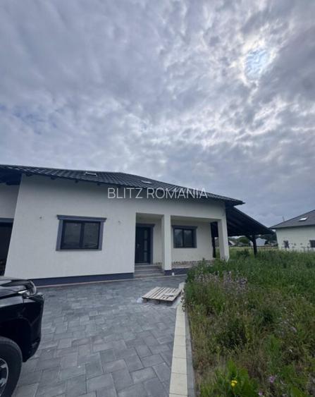 Casa individuala, noua, 800mp teren , Horodnic de Sus