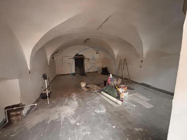 Spatiu comercial de inchiriat, 90 mp, zona Centrala - 2