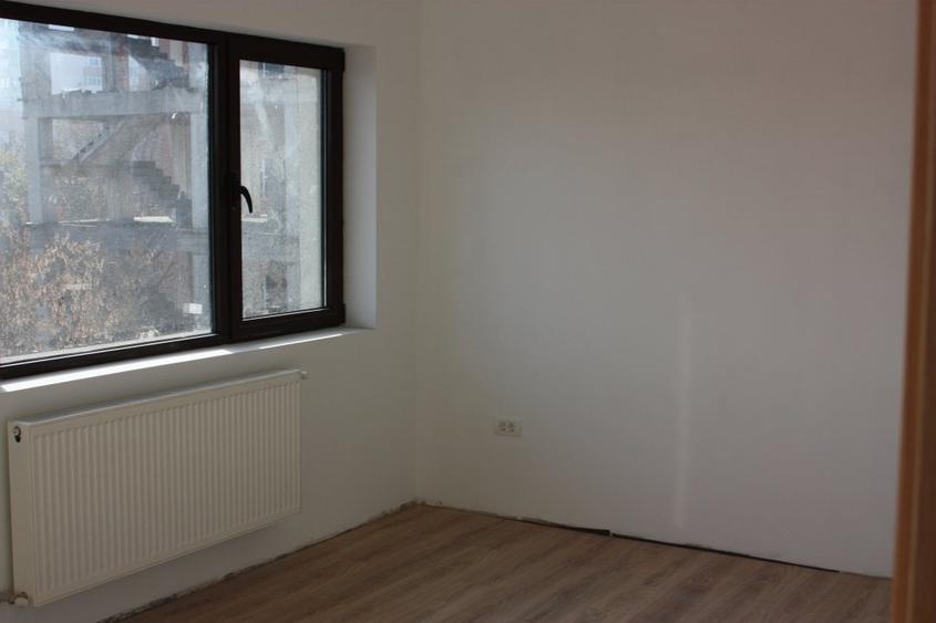 Vanzare imobil birouri pretabil investitie, inchiriata integral - 2