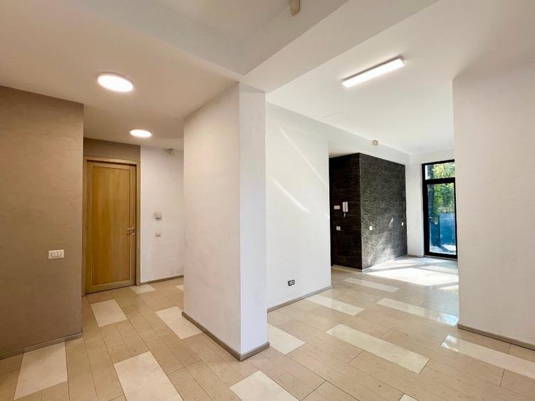 INCHIRIERE SPATIU DE BIROU // BANEASA- ALEEA TEISANI - 6