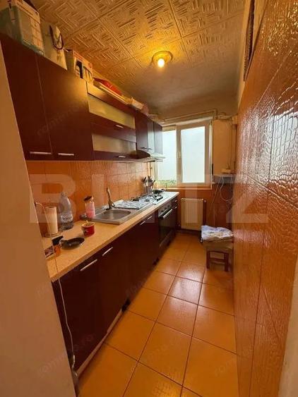 Apartament 2 camere ,renovat , zona micro 4 - 5