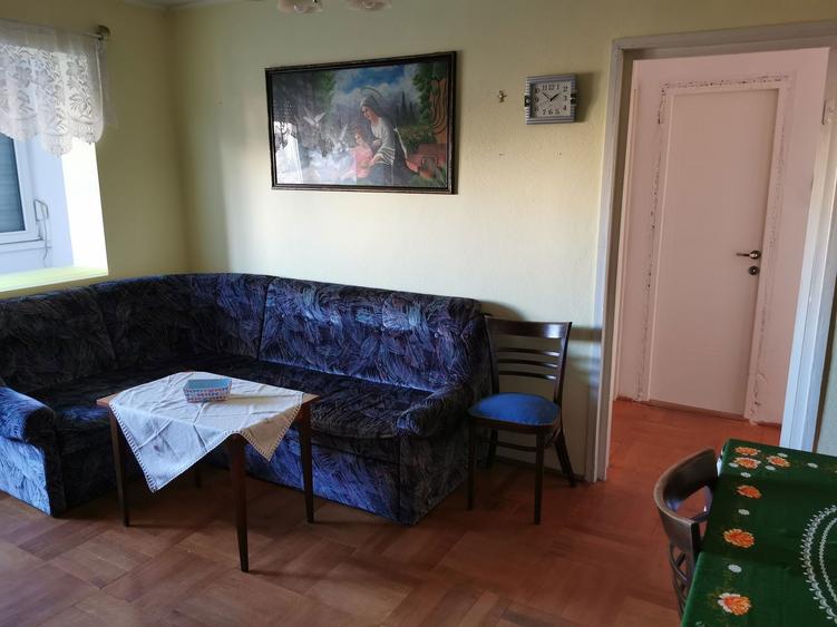 Inchiriez apartament cu 3 camere - 4