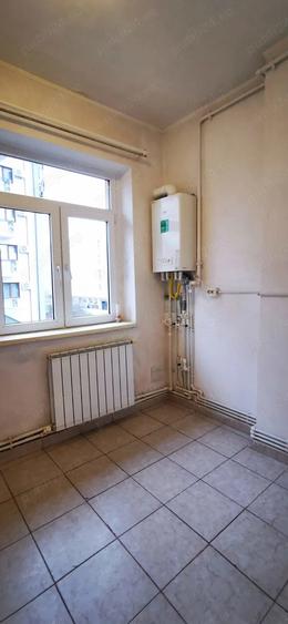 Academia de MARINA 2 Camere Decomandate 44,38m Liber Incadrat Centrala pe GAZE - 2