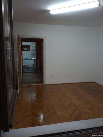 Spațiu comercial, de 135 mp, în Lipovei
