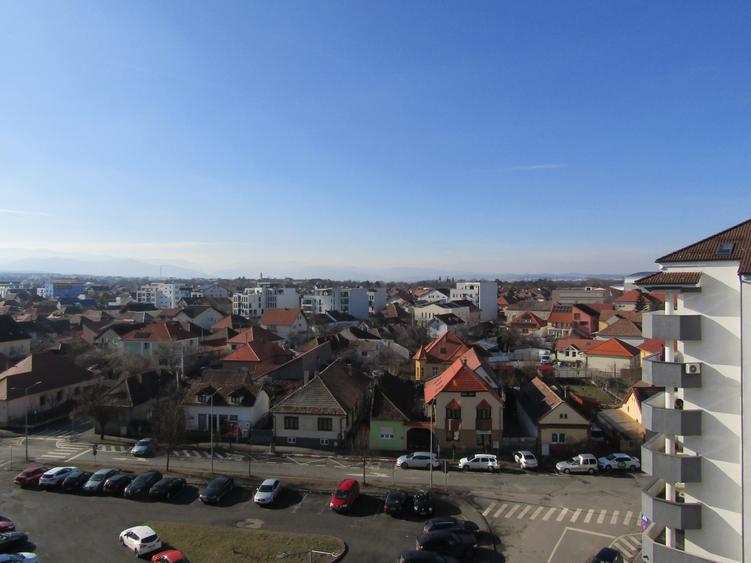 Apartament cu doua camere , zona Mihai Viteazul - 2