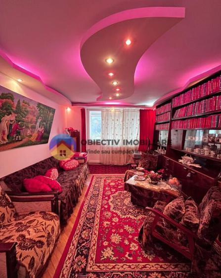 Apartament 3 camere-Zona Spitalul Judetean/Scoala nr.2 - 3