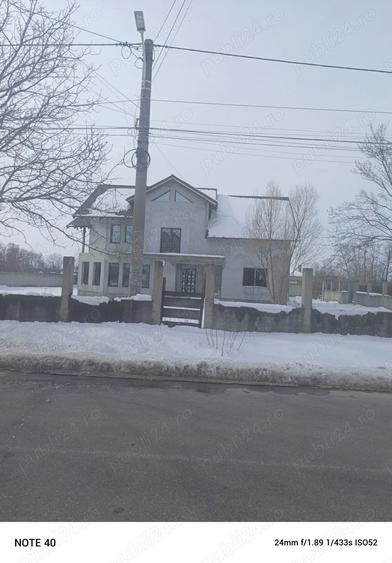 casa de vanzare la Titu - 4