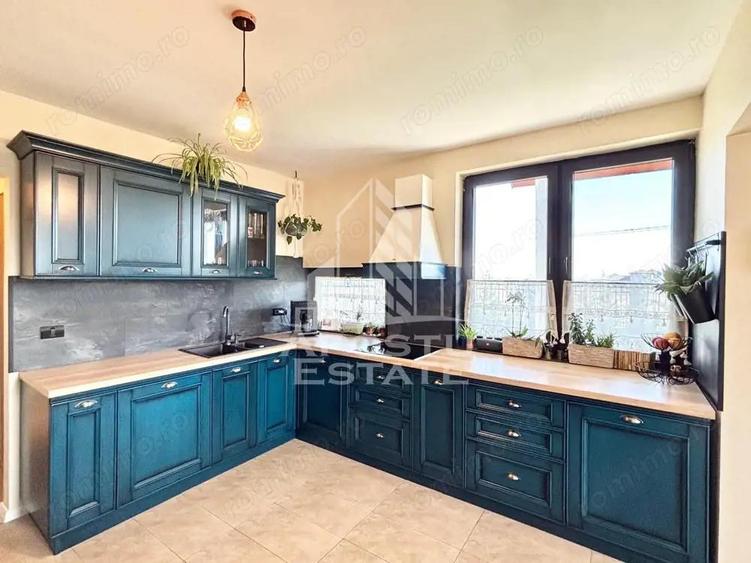 Casa individuala cu 5 camere pe 3 nivele, in Sanandrei - 17