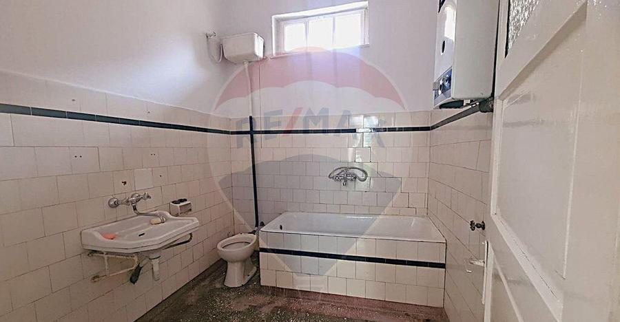 Casa pe un nivel in Medias, teren 533 mp, curte dreapta - 11