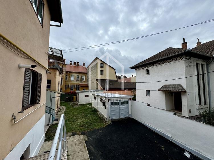Apartament si spatiu comercial in zona centrala, 150mp utili, garaj - 1