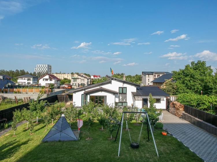 Casa, D + P + etaj inalt, cartier Tractorul, str. George Bacovia