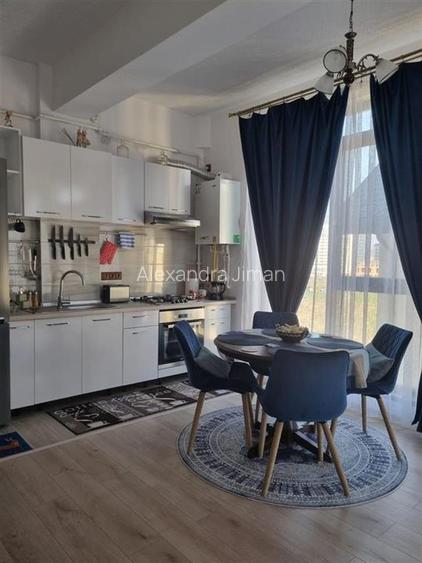 Apartament modern 3 camere decomandate si loc de parcare zona Doamna Stanca