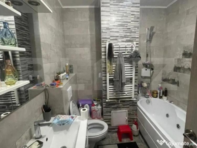 Apartament 3 camere decomandat, 81 mp, zona Uzina 2 - 1